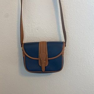 Vintage Dooney & Bourke crossbody bag